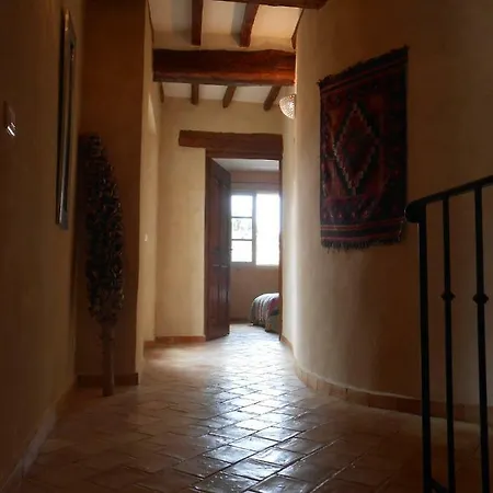 度假居 La Maison Derriere La Fontaine 布依斯·莱斯·巴罗尼