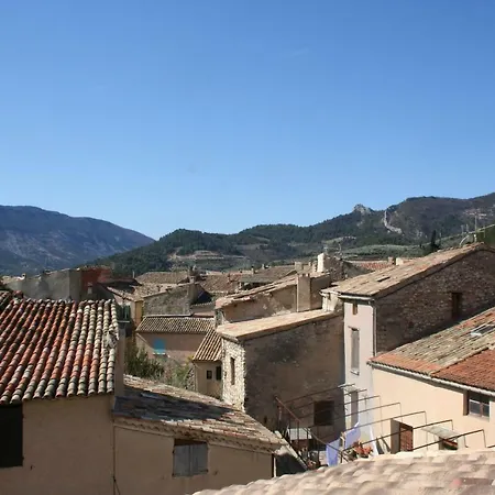 La Maison Derriere La Fontaine 度假居