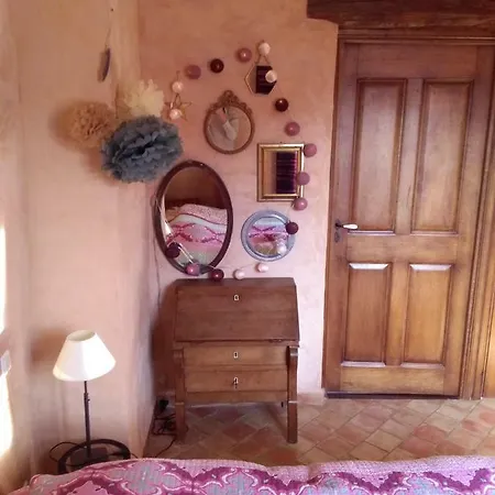 度假居 La Maison Derriere La Fontaine